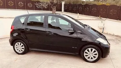 Usata Mercedes A160 95 CV (69 kW) 2011 Nero Berlina