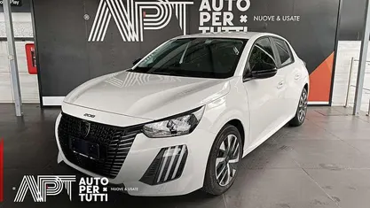 Bianco Usata 2024 Peugeot 208 Active Due volumi | 14.950 € (Buon prezzo)