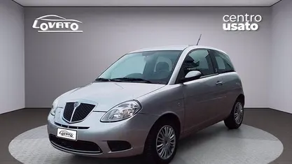 Usata Lancia Ypsilon 60 CV (44 kW) 2009 Grigio Utilitaria