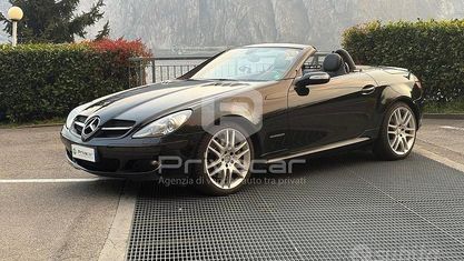 Usata Mercedes SLK200 163 CV (119 kW) 2007 Nero Cabrio