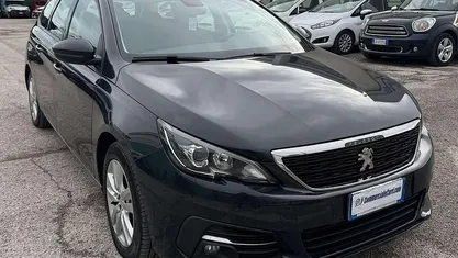 Usata Peugeot 308 Business-Line 99 CV (72 kW) 2017 Blu/azzurro Station wagon