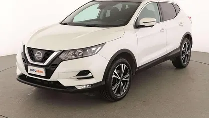 Usata Nissan Qashqai N-Connecta 110 CV (80 kW) 2017 Bianco SUV