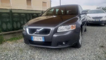 Usata 2009 Volvo V50 Station wagon | 6980 € (Buon prezzo)