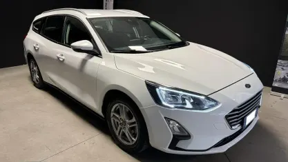 Usata Ford Focus Business Edition 120 CV (88 kW) 2021 Bianco pastello Station wagon