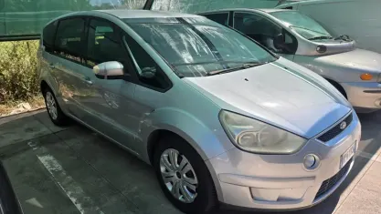 Usata Ford S-MAX Titanium 140 CV (102 kW) 2008 Argento Monovolume