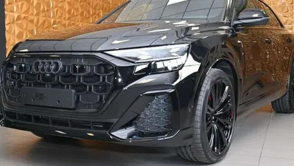 Nero schwarz met/pelle rs plus Nuova 2025 Audi Q8 Ambiente SUV | 96.900 € (Cara)