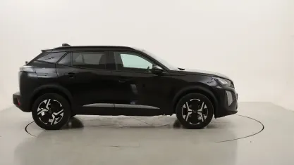 Usata Peugeot 2008 Allure 100 CV (73 kW) 2025 Neronero SUV