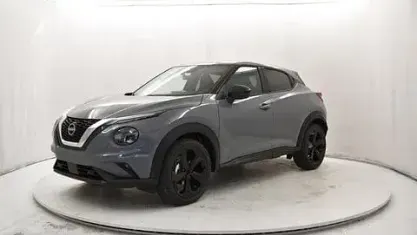 Uusi Nissan Juke Tekna 114 HP (83 kW) 2026 Harmaa Katumaasturi