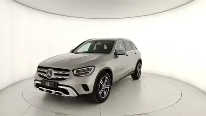 Usata Mercedes GLC200 163 CV (119 kW) 2019 Grigio SUV