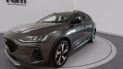 Usata Ford Focus Active 125 CV (91 kW) 2022 Grigio Berlina