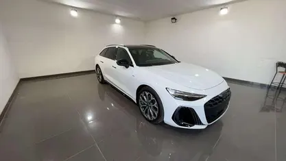 Bianco Nuova 2025 Audi A6 S-Line Station wagon | 69.990 € (Super prezzo)