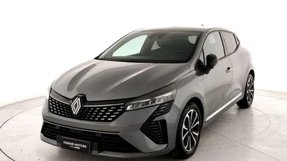 Nero Usata 2024 Renault Clio V Techno | 16.500 € (Buon prezzo)