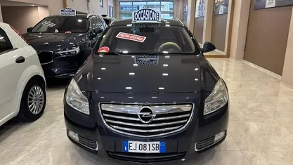 Usata Opel Insignia Cosmo 160 CV (117 kW) 2011 Blu Station wagon
