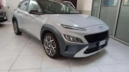 Grigio Usata 2021 Hyundai Kona SUV | 16.900 € (Buon prezzo)
