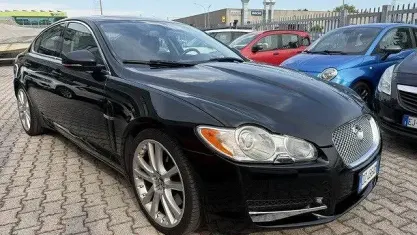 Usata Jaguar XF Portfolio 275 CV (202 kW) 2009 Nero Berlina