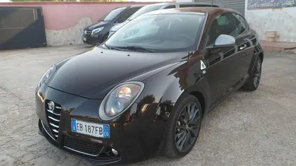 Nero Usata 2010 Alfa Romeo MiTo Premium Due volumi | 6000 € (Buon prezzo)