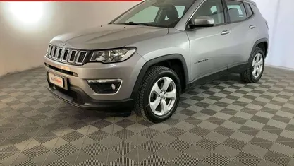Usata Jeep Compass Longitude 140 CV (102 kW) 2019 Argento SUV