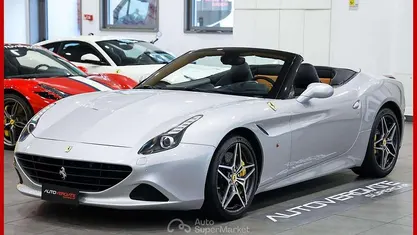 Usata Ferrari California 560 CV (411 kW) 2015 Cabrio