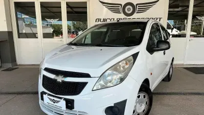 Usata Chevrolet Spark 68 CV (50 kW) 2010 Bianco Utilitaria