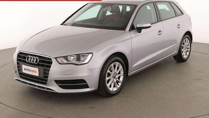 Käytetty Audi A3 Attraction 110 HP (80 kW) 2016 Hopea Sedan