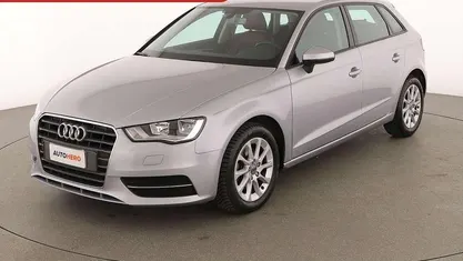 Usata Audi A3 Attraction 110 CV (80 kW) 2016 Argento Berlina