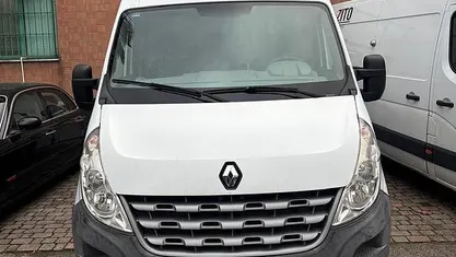 Usata 2011 Renault Master Tre volumi | 6500 € (Buon prezzo)