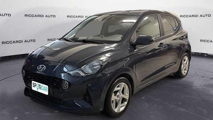 Usata Hyundai i10 67 CV (49 kW) 2022 Blu Utilitaria