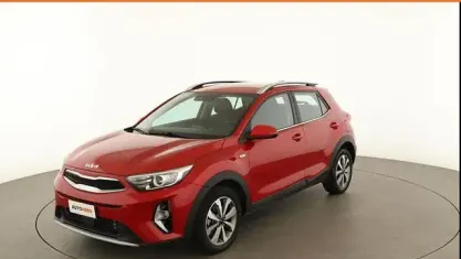 Usata Kia Stonic Style 101 CV (74 kW) 2022 Rosso SUV