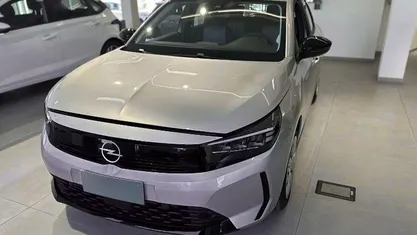 Usata Opel Corsa Edition 75 CV (55 kW) 2023 Kristall silver Utilitaria