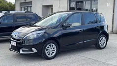 Nero Usata 2013 Renault Scénic III Monovolume | 4900 € (Buon prezzo)