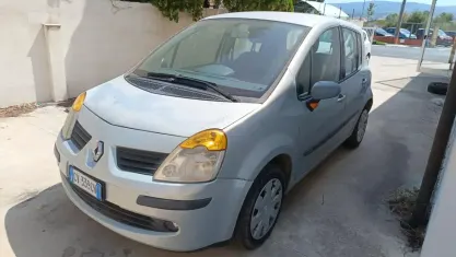 Usata Renault Modus Dynamique 82 CV (60 kW) 2005 Grigio Monovolume