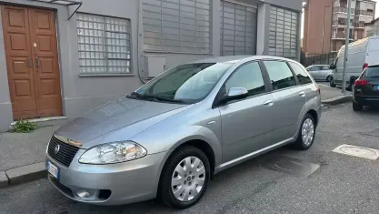 Usata Fiat Croma 140 CV (102 kW) 2007 Grigio Station wagon
