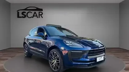 Usata Porsche Macan 265 CV (194 kW) 2021 Blu/azzurro SUV