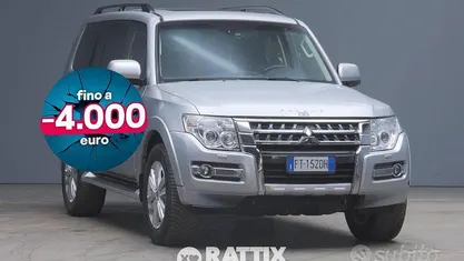Usata 2018 Mitsubishi Pajero Instyle SUV | 28.911 € (Buon prezzo)