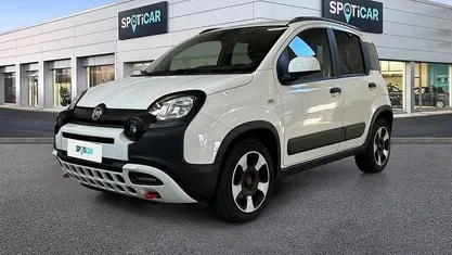 Usata Fiat Panda Cross Cross 70 CV (51 kW) 2024 Utilitaria