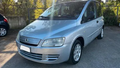 Usata Fiat Multipla Emotion 103 CV (75 kW) 2008 Grigio Monovolume