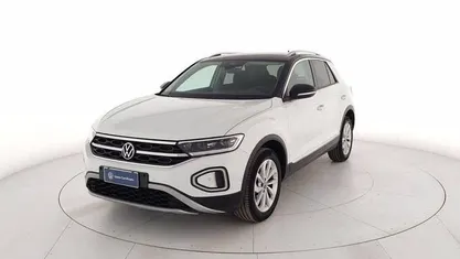 Bianco metallizzato Usata 2022 VW T-Roc Style SUV | 19.000 € (Ottimo prezzo)