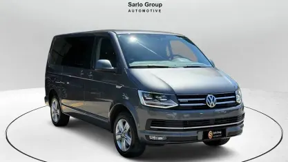 Usado VW Caravelle Comfortline 204 CV (150 kW) 2018 Gris Van