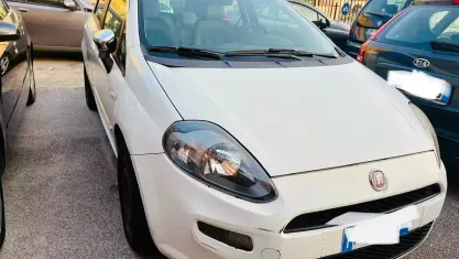 Usata Fiat Punto Evo Active 77 CV (56 kW) 2012 Bianco Utilitaria