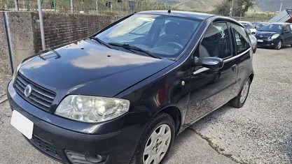 Usata Fiat Punto Active 69 CV (50 kW) 2006 Utilitaria