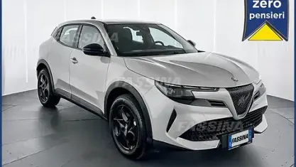 Usata Alfa Romeo GT Junior 145 CV (106 kW) 2025 Grigio SUV