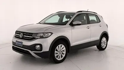 Usata VW T-Cross Style 110 CV (80 kW) 2023 Reflex silver metallizzato SUV