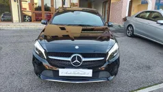 Nero Usata 2017 Mercedes A200 Executive Tre volumi | 17.500 € (Cara)