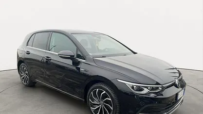 Usata VW Golf VIII Style 150 CV (110 kW) 2020 Nero Berlina