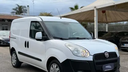 Usata Fiat Doblò 105 CV (77 kW) 2014 Bianco Monovolume
