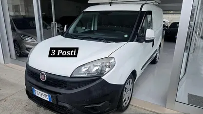 Usata Fiat Doblò 105 CV (77 kW) 2016 Bianco Monovolume