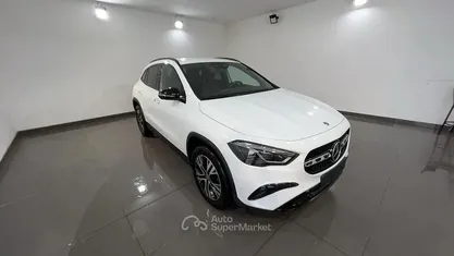 Usata Mercedes GLA45 AMG Advanced 150 CV (110 kW) 2024 Bianco SUV