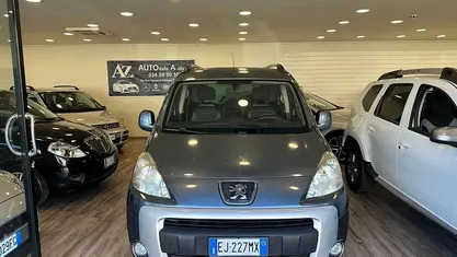 Usata Peugeot TePee Outdoor 92 CV (67 kW) 2011 Monovolume