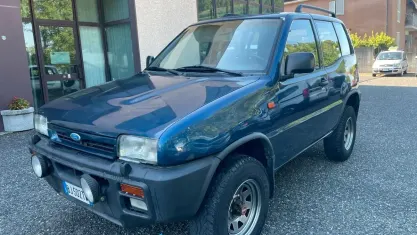 Usata Nissan Terrano 101 CV (74 kW) 1994 Bluazzurro SUV