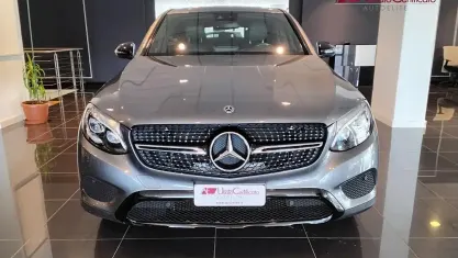 Usado Mercedes GLC250 204 CV (150 kW) 2019 Gris Coupe